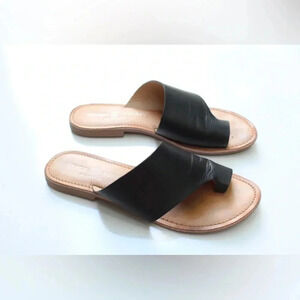 Chinese Laundry sandals